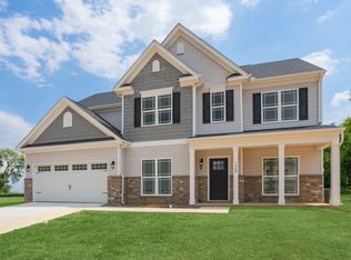 7998 Regiment Dr, Spring Hill, TN 37174