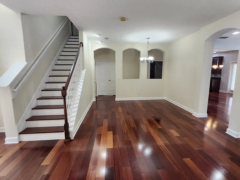 201 Edgeford Ct — Photo 9