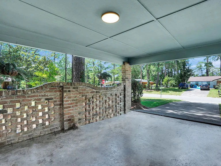 9 Hillyer Dr — Photo 41