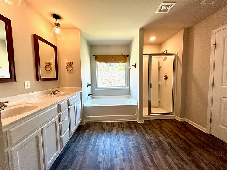 204 Aimes Dr — Photo 19
