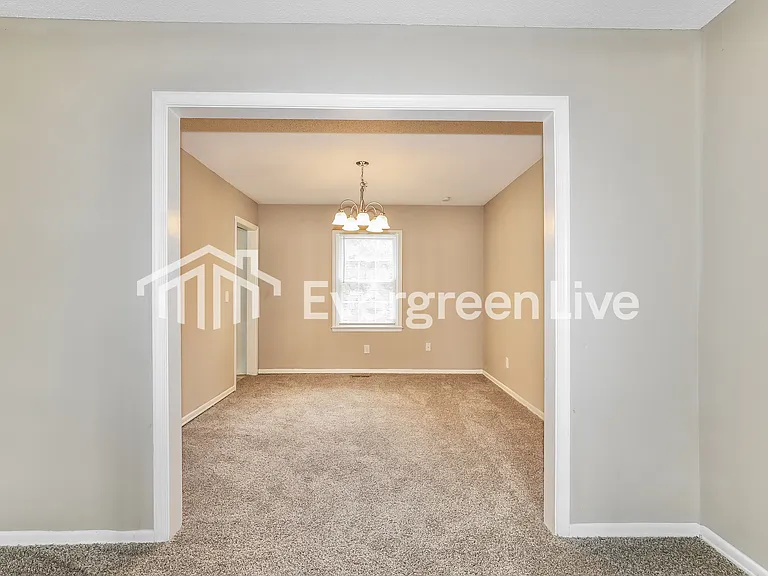 4235 Queen Beth Dr — Photo 11