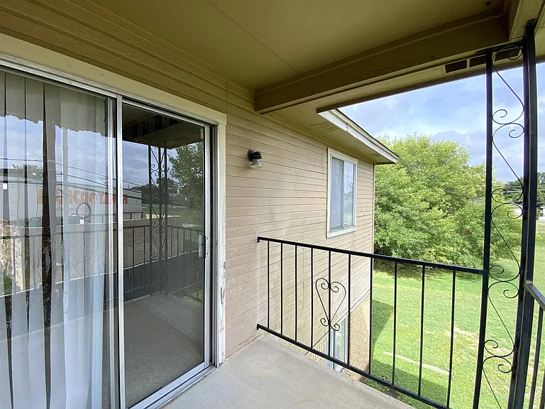 4801 Rainbow Cir #2 — Photo 12