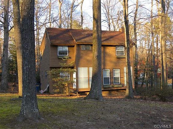 5th image of 710 Eastwood Dr
