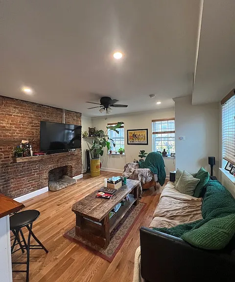 138 Bainbridge St #2 — Photo 11