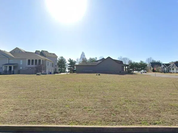 407 Traditions Blvd, Bowling Green, KY 42103
