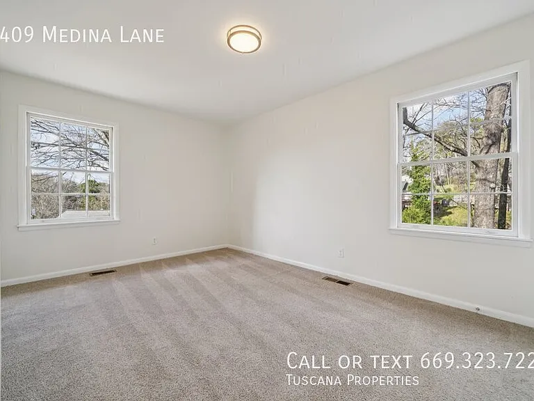 1409 Medina Ln — Photo 9