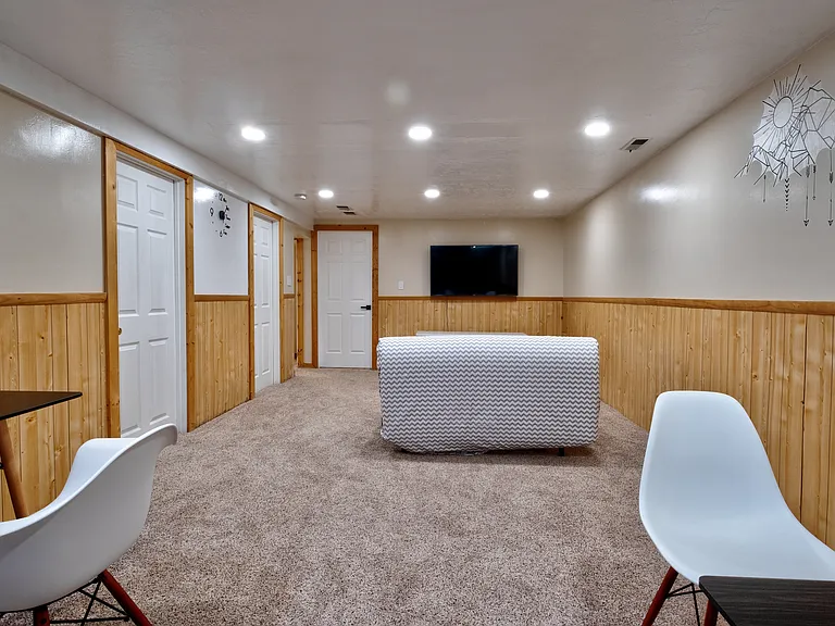 10323 S 615 E — Photo 10