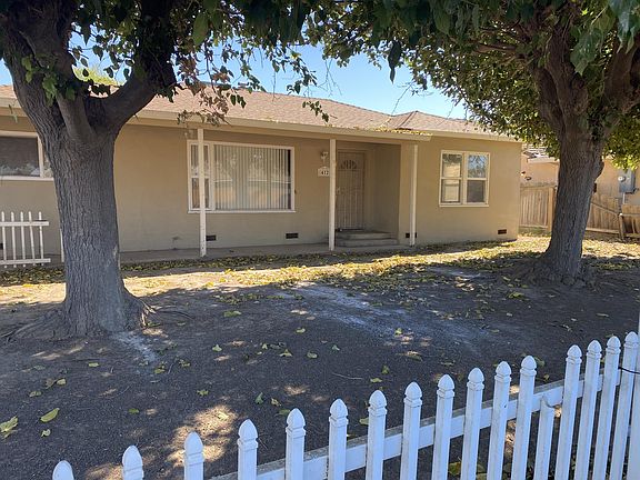 2nd image of 412 N Pasadena Ave