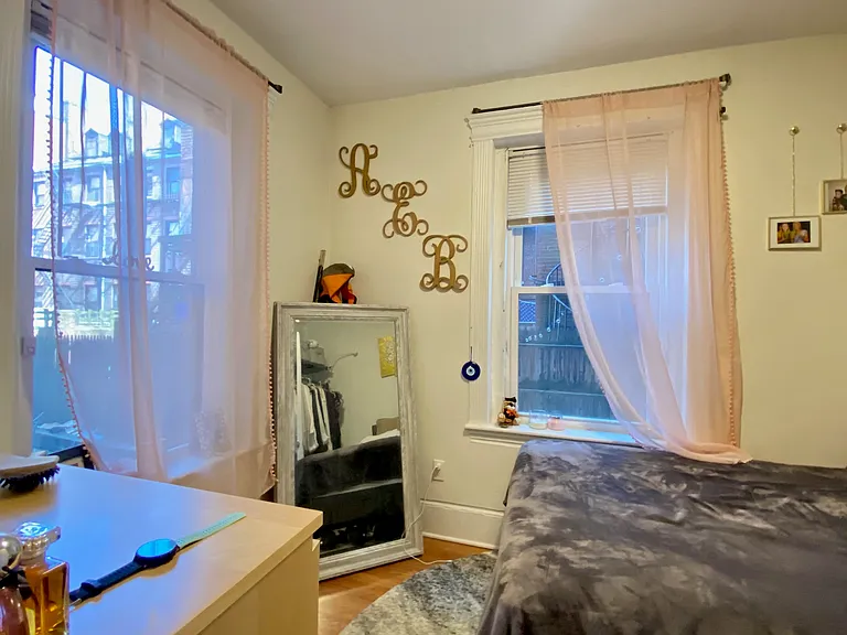 7 Myrtle St #5 — Photo 32