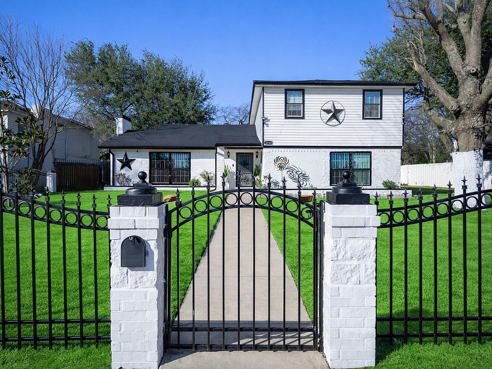 1st image of 2133 Pleasant Dr