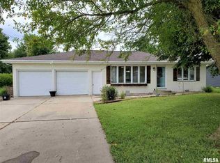 4556 Old Salem Ln, Springfield, IL 62711