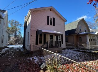 122 N Forbes St, Jackson, MI 49202