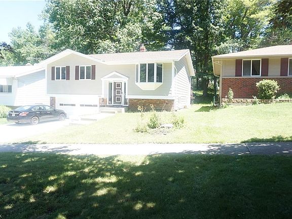 4th image of 5601 Andover Blvd