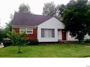 2901 Benjamin Ave, Royal Oak, MI 48073