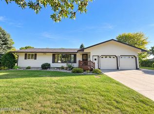 140 Riverside Dr, Stephen, MN 56757