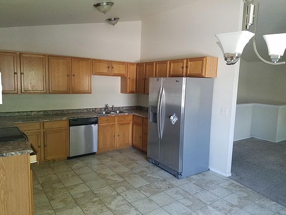 2nd image of 4000 Mallard Ave