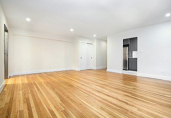 3rd image of 66-33 Yellowstone Blvd #1F