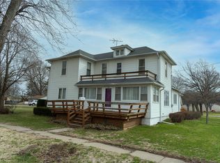 320 3rd St, Reasnor, IA 50232