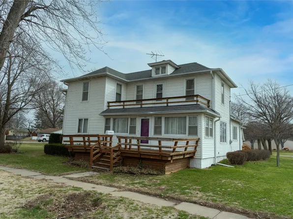 320 3rd St, Reasnor, IA 50232