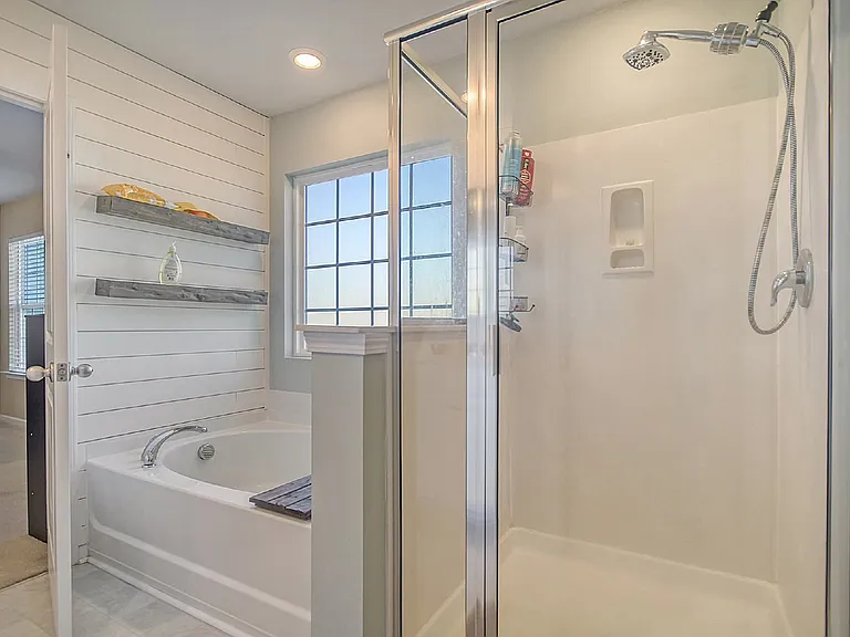 838 Redbud Ln — Photo 21