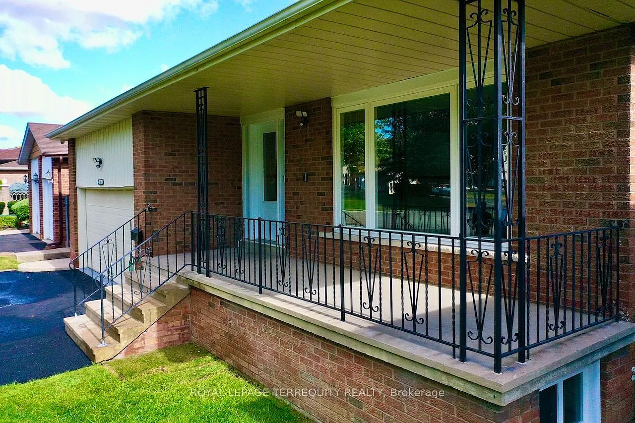 4 bed, $3,300 — Photo 3