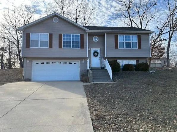 573 Bluebird Blvd, Saint Clair, MO 63077