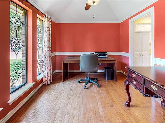 4th image of 3709 Sailmaker Ln