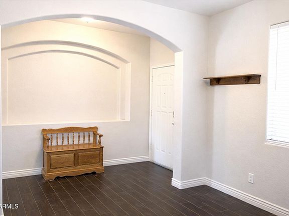 4th image of 1487 E Angeline Ave