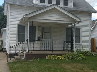 22077 Birchwood Ave, Eastpointe, MI 48021