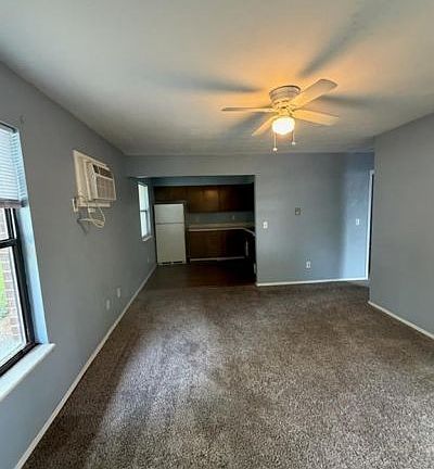 3rd image of 344 Madison St #344