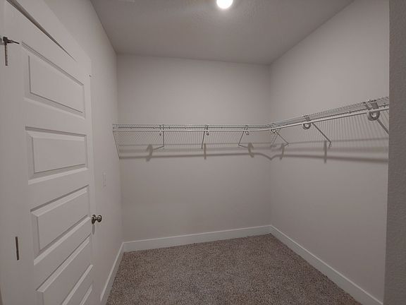 2nd image of 12568 Windsor Oak Dr