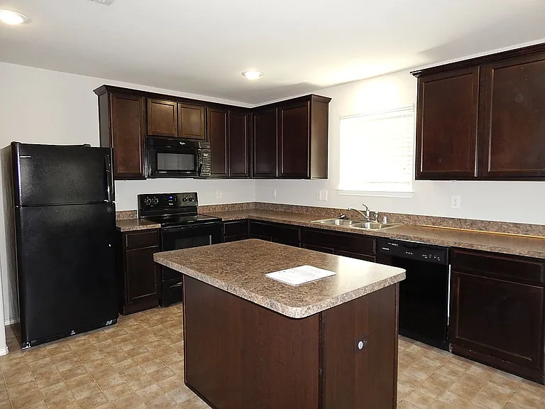207 Citrus Dr — Photo 6