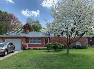 1860 Lynn Lea Rd, Shively, KY 40216