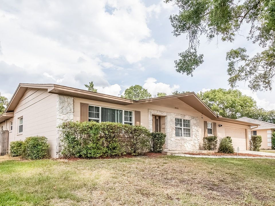 1st image of 3035 Saratoga Dr