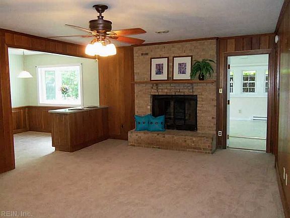 3rd image of 917 Earl Of Chatham Ln