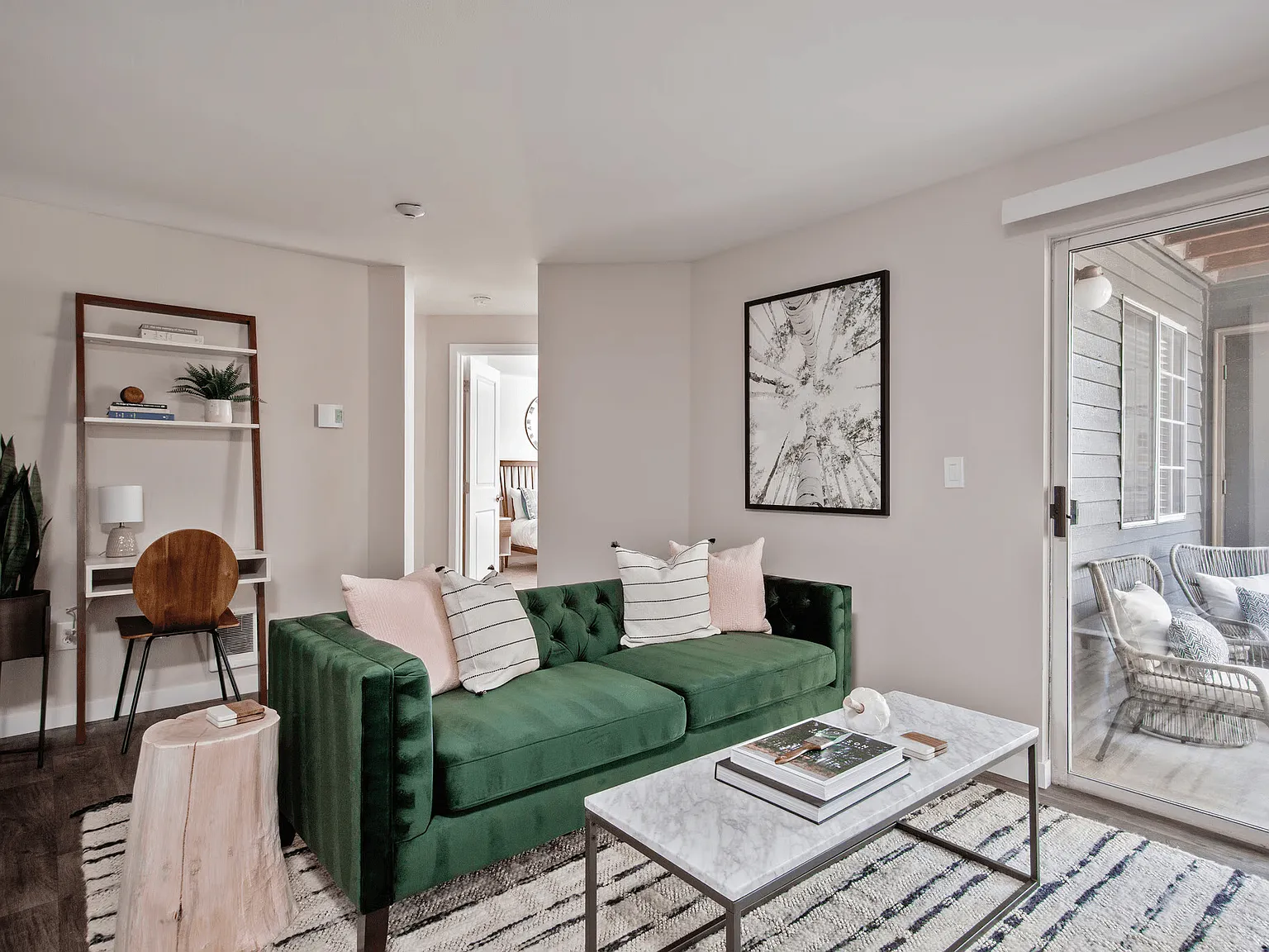 Stonesthrow Apartments — Photo 3