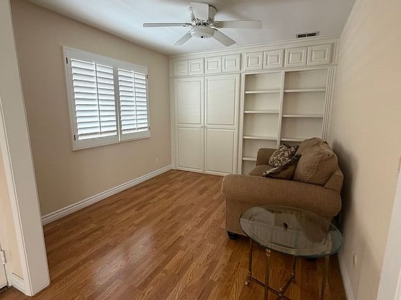3rd image of 2377 Sommerset Dr