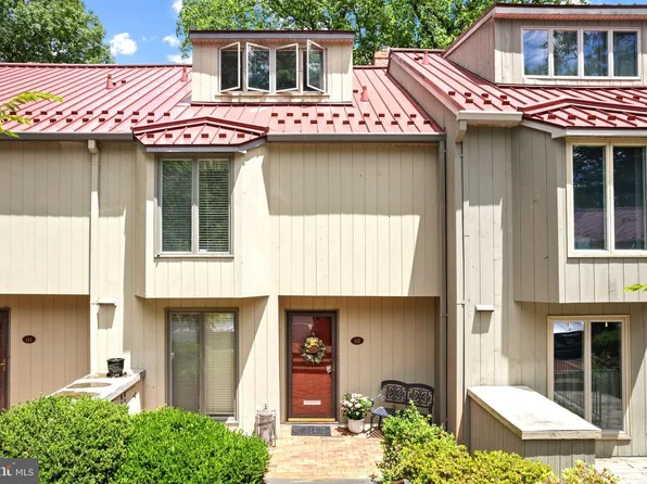 112 The Mews, Haddonfield, NJ 08033