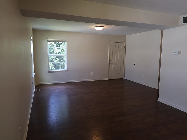 1427 Sycamore St #1 — Photo 19