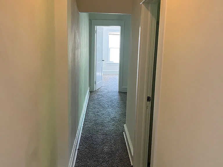 2935 Meyer Ave #3 — Photo 4