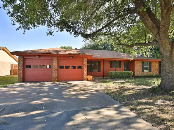 105 Century Ln, Clyde, TX 79510