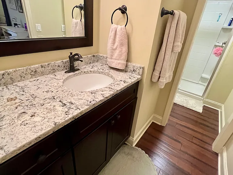 710 Powell Dr — Photo 14