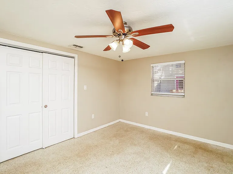 5917 Missouri Ave — Photo 12