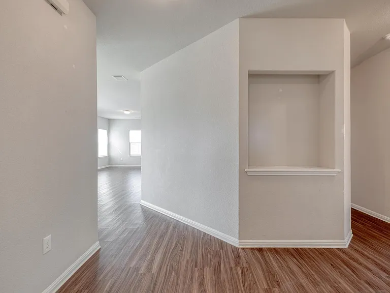 108 Kleberg Ct — Photo 20