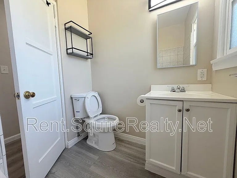 901 N San Gabriel Ave #2 — Photo 13