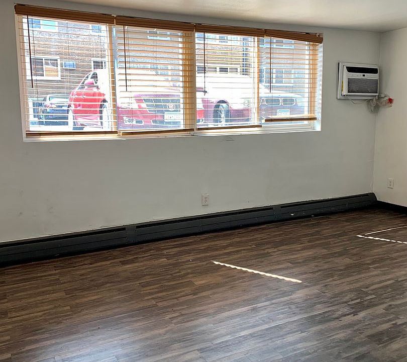 1st image of 625 E 18th St #8475191