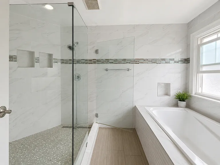 2217 Adeline Dr — Photo 16