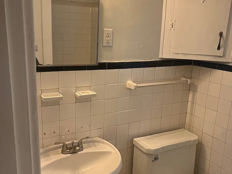 201 Arlington Rd #A — Photo 8