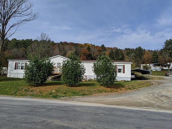 5th image of 5 Alcott Ln