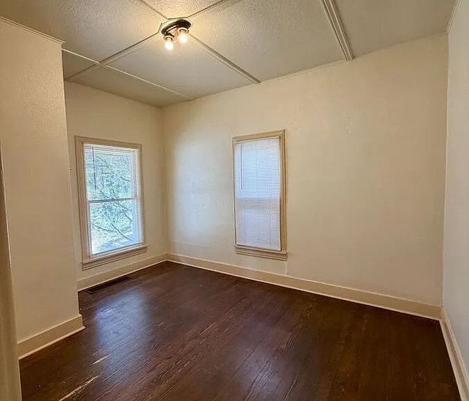 1116 N Cleveland Ave — Photo 5